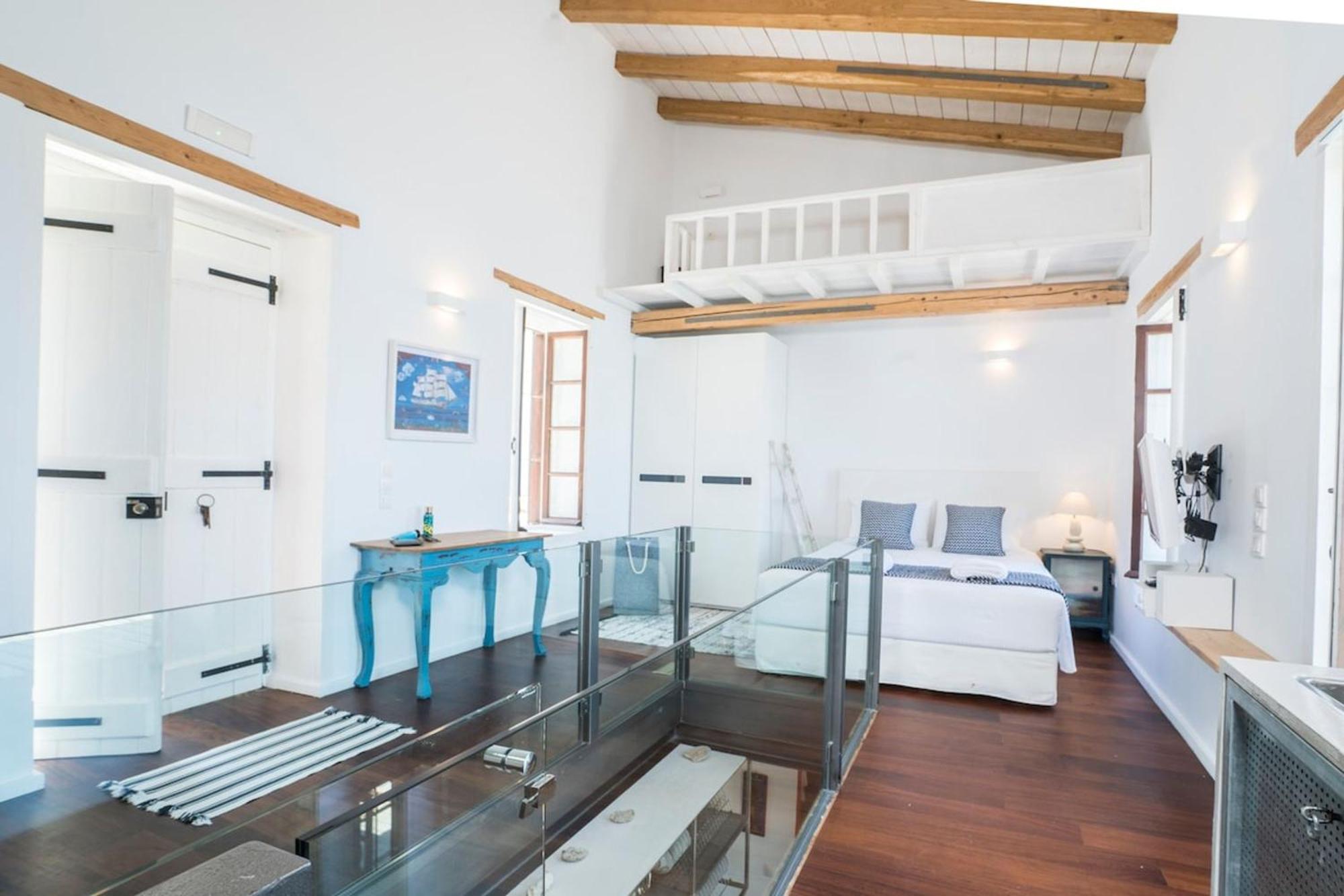 Kito- Transformed House On The Water'S Edge Villa Chania  Exterior photo